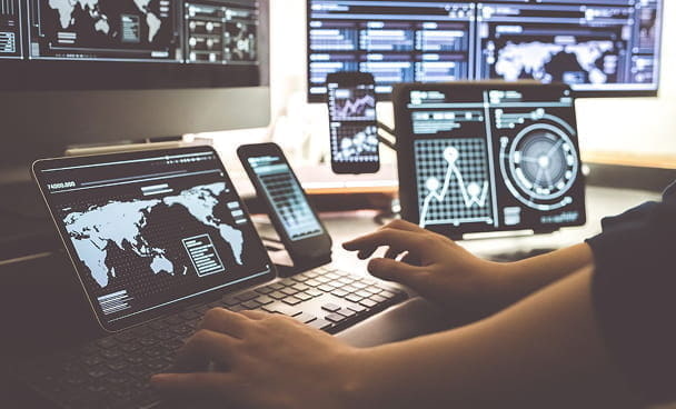 グローバル情報システム